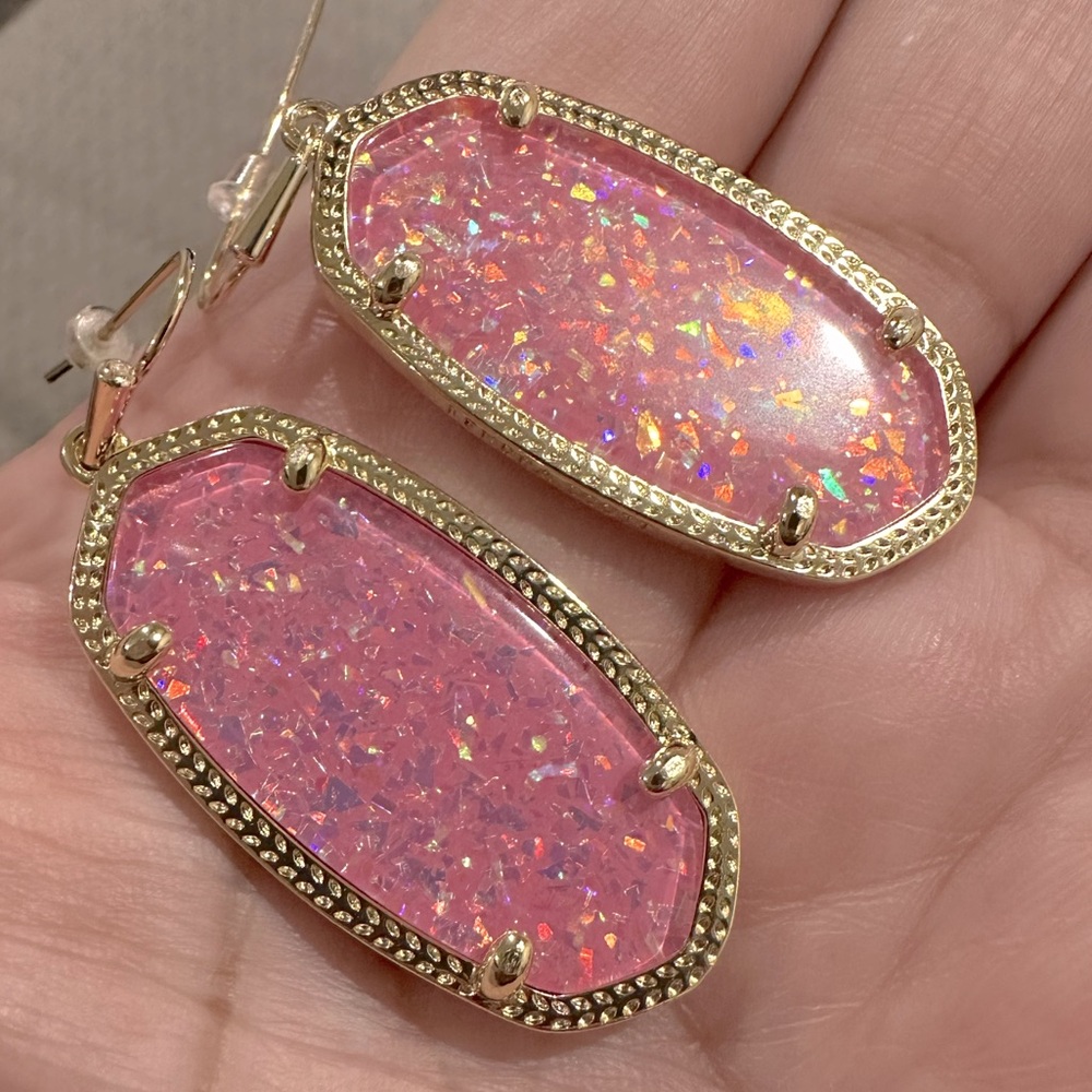 Kendra Scott Iridescent Pink Glitter Glass Elle earrings in gold